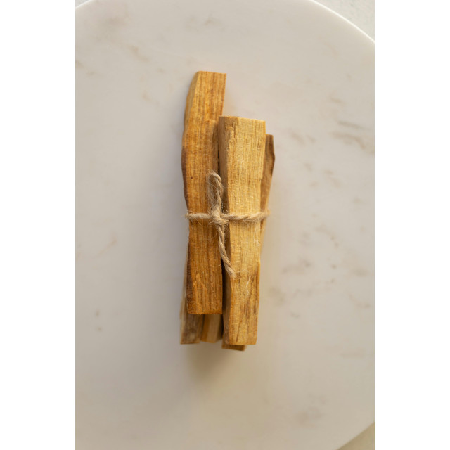 秘魯原產・天然聖木 Palo Santo（中大包裝）・《儀式用料首選｜濃厚木香・天然療癒》